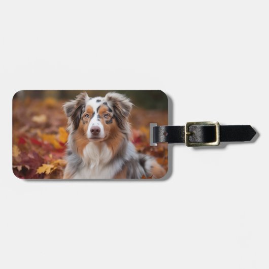 Australian Shepherd in herfstbladeren val inspirer Bagagelabel (Voorkant horizontaal)