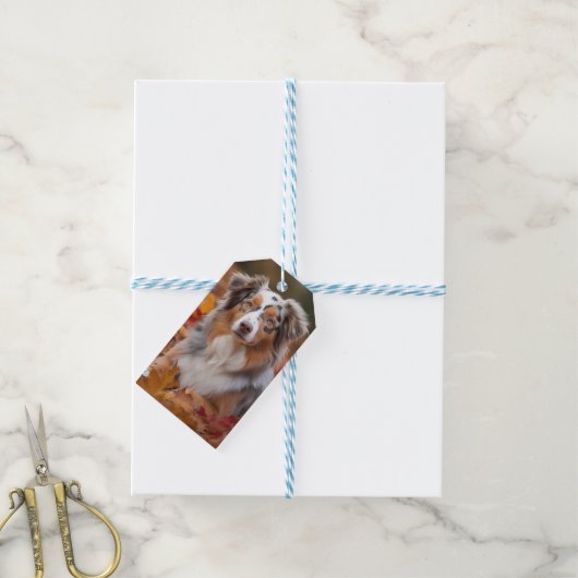Australian Shepherd in herfstbladeren val inspirer Cadeaulabel (Met Touw)