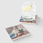 Australian Shepherd op Paddle: Een Schilderachtig Stenen Onderzetter (Zijkant)