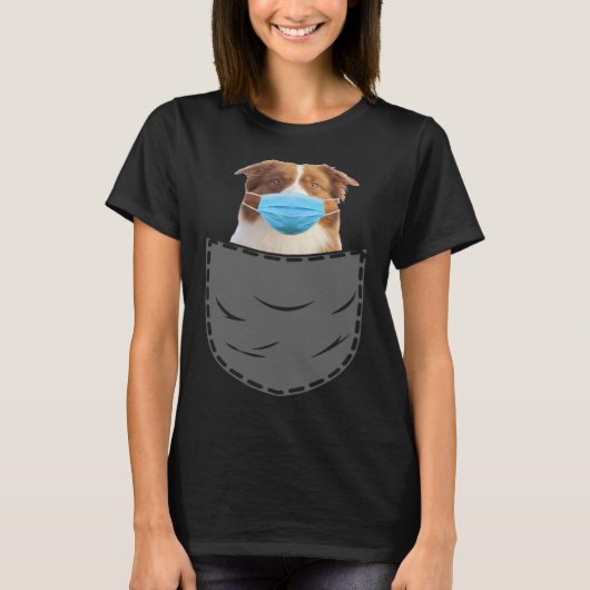 Australian Shepherd with mask in the breast pocket T-shirt (Voorkant)