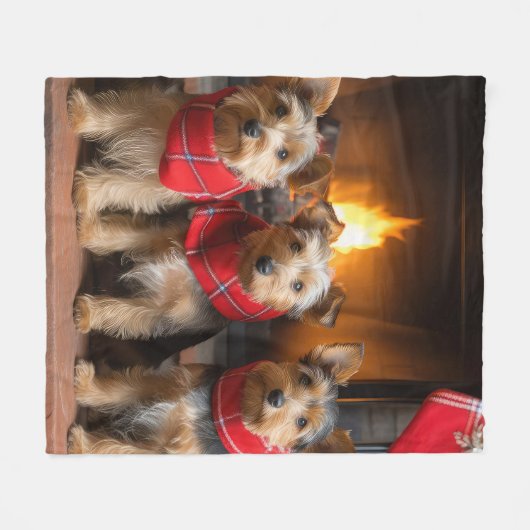 Australian Terrier bij de open haard Kerstmis Fleece Deken (Voorkant (Horizontaal))