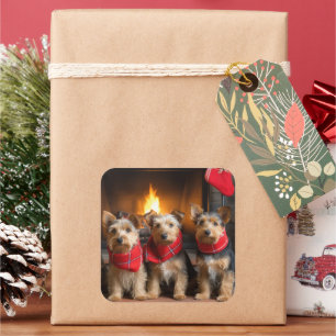 Australian Terrier bij de open haard Kerstmis Vierkante Sticker