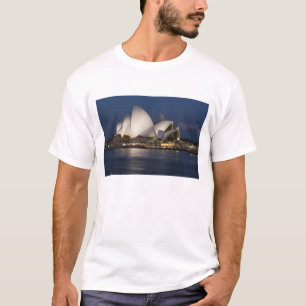 Australië, Sydney. Operahuis 's nachts op T-shirt