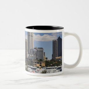 Australië, Sydney, Potts Point. Sydney skyline. Tweekleurige Koffiemok