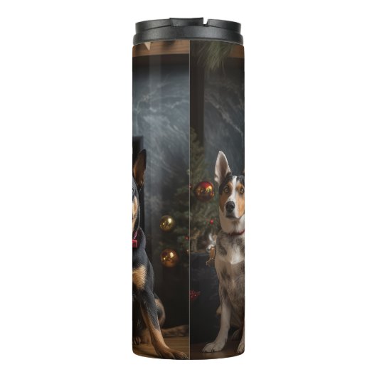 Australisch vee bij de open haard Kerstmis Thermosbeker (Achterkant)