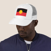 Australische Aboriginal vlag Trucker Pet (In situ)