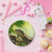 Australische hagedis verstopt tussen bladeren, 7" papieren bordje (Feest)