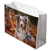 Australische herder in herfst laat Herfst inspirer Groot Cadeauzakje (Achterkant Gekanteld)