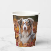 Australische herder in herfst laat Herfst inspirer Papieren Bekers (Achterkant)