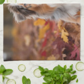 Australische herder in herfst laat Herfst inspirer Theedoek (Gevouwen)