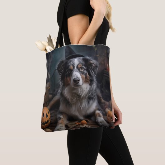 Australische herder pompoenen Halloween eng Tote Bag (Dichtbij)