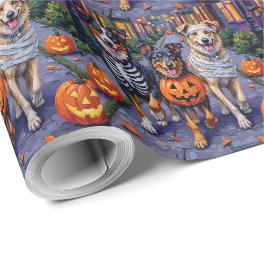 Australische herder Trick-or-Treating tijdens Hall Cadeaupapier (Rol Hoek)