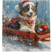 Australische herdershond in slee Kerstmis Douchegordijn (Voorkant)