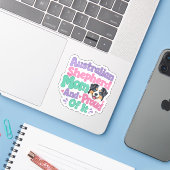 Australische Herdershond Moeder en Trots Grappige Sticker (Laptop met iPhone)