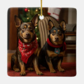 Australische Kelpie bij de open haard Kerstmis Keramisch Ornament (Achterkant)