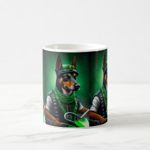 Australische Kelpie rijdt fiets St. Patrick's Day Koffiemok