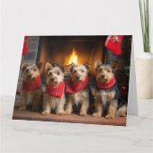 Australische Terrier bij de Haard Kerstmis Kaart (Voorkant)