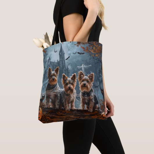 Australische Terriër Halloween Nacht Doggy Delight Tote Bag (Dichtbij)