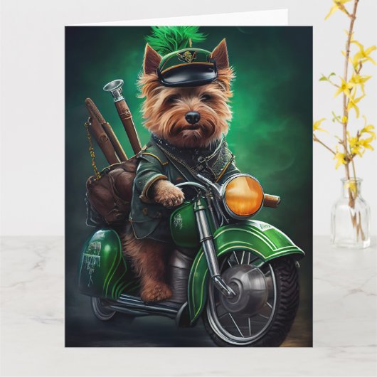 Australische Terrier motor St. Patrick's Day Kaart (Gele Bloem)