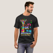 Autism Awareness Giraffe Flower Its Ok To Be Diffe T-shirt (Voorkant volledig)