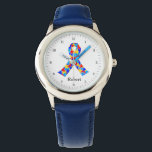 Autism Awareness Ribbon Personalized Blue Kinder Horloge<br><div class="desc">Mooie autisme lint gevuld met puzzelstukjes in blauw. Een  autisme bewustzijn,  gepersonaliseerd kinder horlogecadeau. Monogram met de naam van je kind.</div>