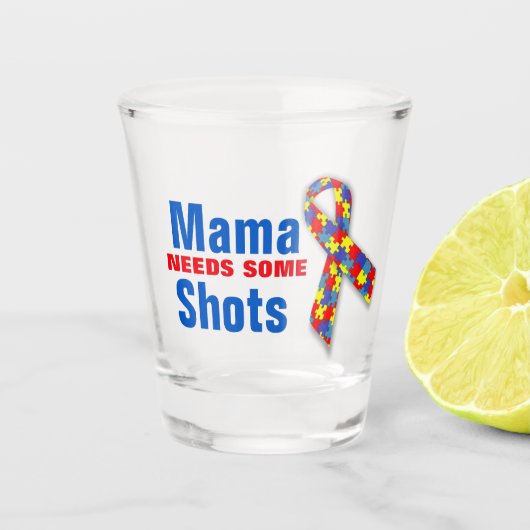 Autism mam - 1,5 oz hot Glass Shot Glas (Voorkant)