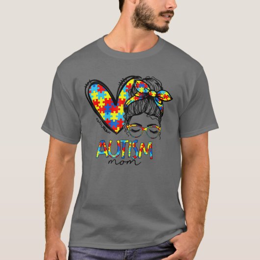 Autism mam Heart Messy Bun Sunbril Bandana Moth T-shirt (Voorkant)