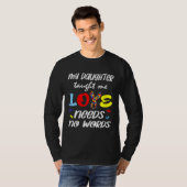 Autism My Daughter Taught Me Love Needs No Words D T-shirt (Voorkant volledig)