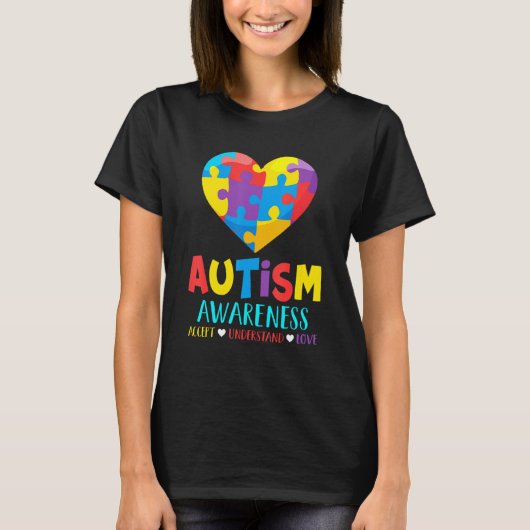Autism Puzzle Heart Love Accept Understand Autism T-shirt (Voorkant)