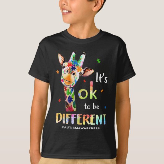 Autisme Awareness Cute Giraffe Animal Het is oké o T-shirt (Voorkant)