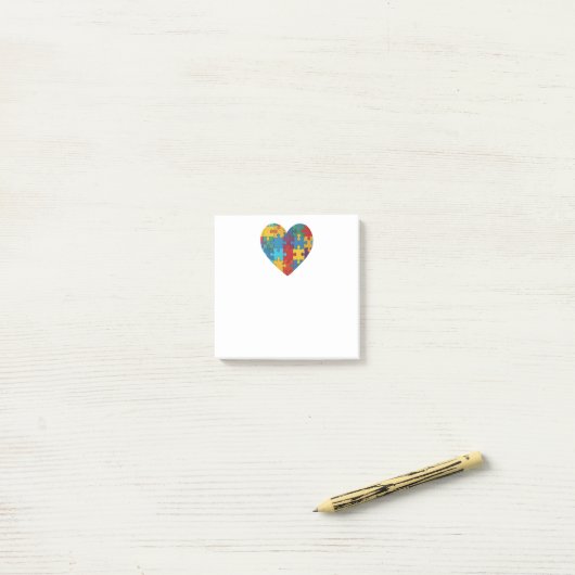 Autisme bewustzijn, hart, post-it® notes (Op bureau)