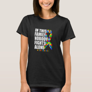 Autisme Bewustzijn Maand In Deze Familie Vecht Nie T-shirt