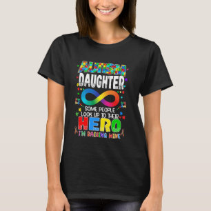Autisme Dochter Opvoeden Held Groovy Moeder Autism T-shirt