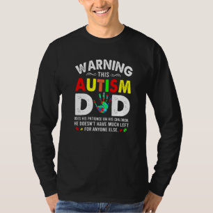Autisme papa gebruikt geduld op zijn kinderautisme t-shirt