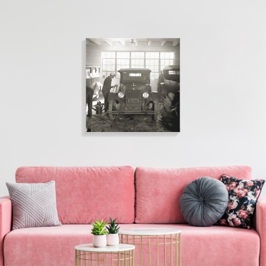 Auto Body Shop, 1926.  foto Canvas Afdruk (Insitu (Woonkamer))