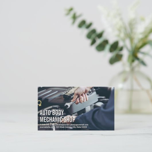Auto Body Shop | Mecanicien aan het werk Visitekaartje (Staand voorkant)