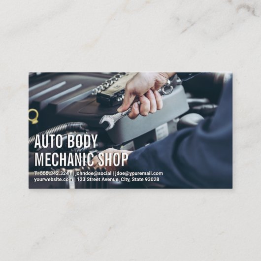 Auto Body Shop | Mecanicien aan het werk Visitekaartje (Voorkant)