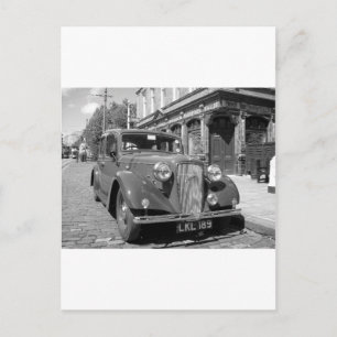  auto buiten de Engelse pub Briefkaart