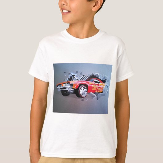 Auto die door de muur kruipt t-shirt (Voorkant)