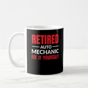 Auto-mechanische reparatie in ruste. koffiemok