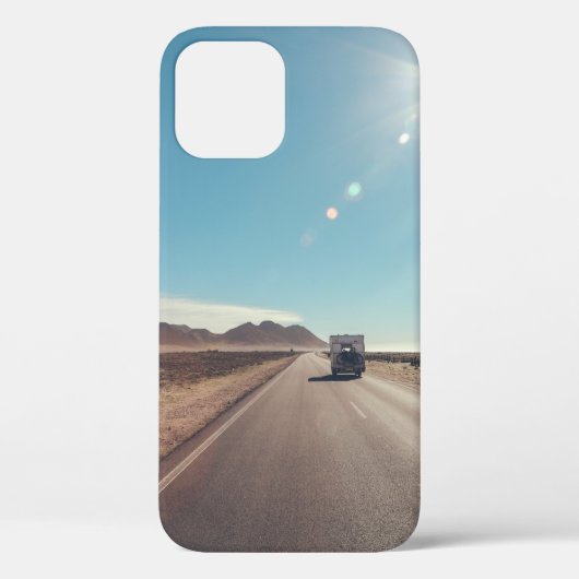 Auto op de zwarte asfaltweg Case-Mate iPhone case (Achterkant)