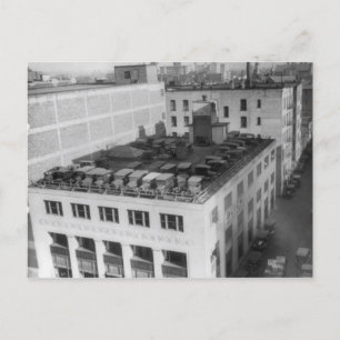 Automobielen in het gebouw Buick Briefkaart