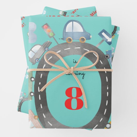 Auto's en voertuigen op de weg jongen verjaardag inpakpapier vel (In situ)