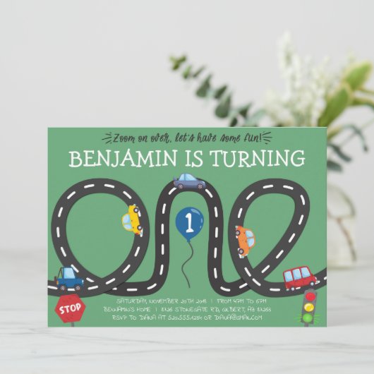 Auto's op Wegen 1e Verjaardag Uitnodiging (Staand voorkant)