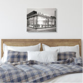 Autozaak uit het midden van de 20e eeuw, 1950. canvas afdruk (Insitu (Slaapkamer))
