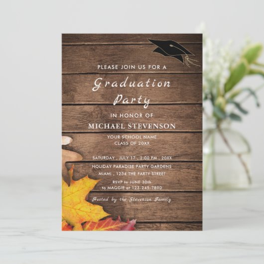 Autum verlaat houten Afstuderen uitnodiging Sjablo (Staand voorkant)