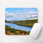 "Autumn aan het meer van de wolken" Muismat (Met muis)