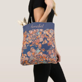 Autumn Botanicals in de "Earthy Neutrals" en "Navy Tote Bag (Dichtbij)