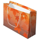Autumn design with maple leaves and bokeh effect groot cadeauzakje (Voorkant Gekanteld)