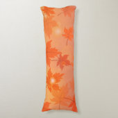 Autumn design with maple leaves and bokeh effect lichaamskussen (Voorkant Verticaal)